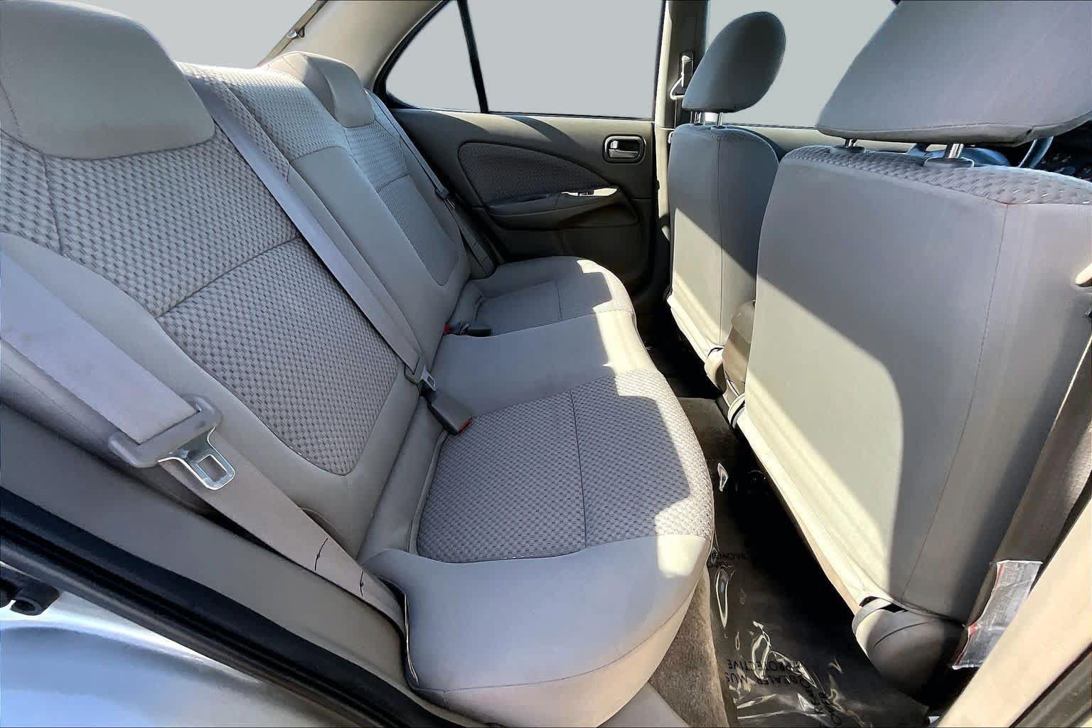 Used 2004 Nissan Sentra S FWD image 19