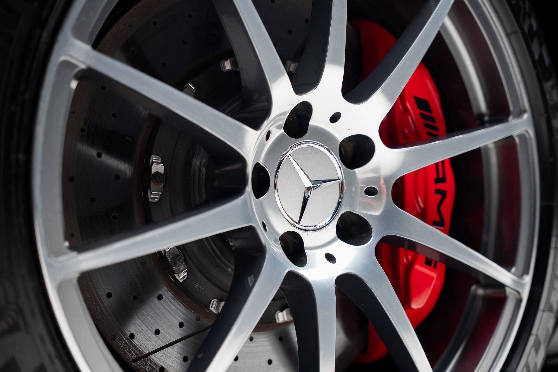 Used 2012 Mercedes-Benz SLS AMG Roadster image 25