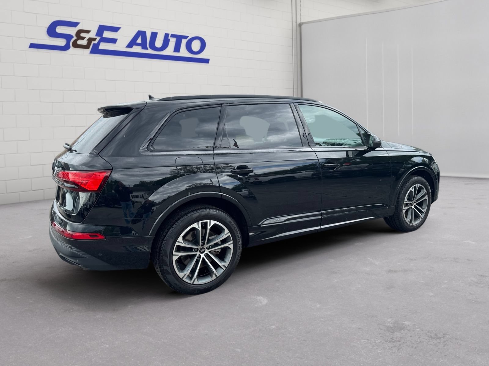Used 2025 Audi Q7 2.0T Premium Plus w/ Premium Plus Package AWD/4WD image 4