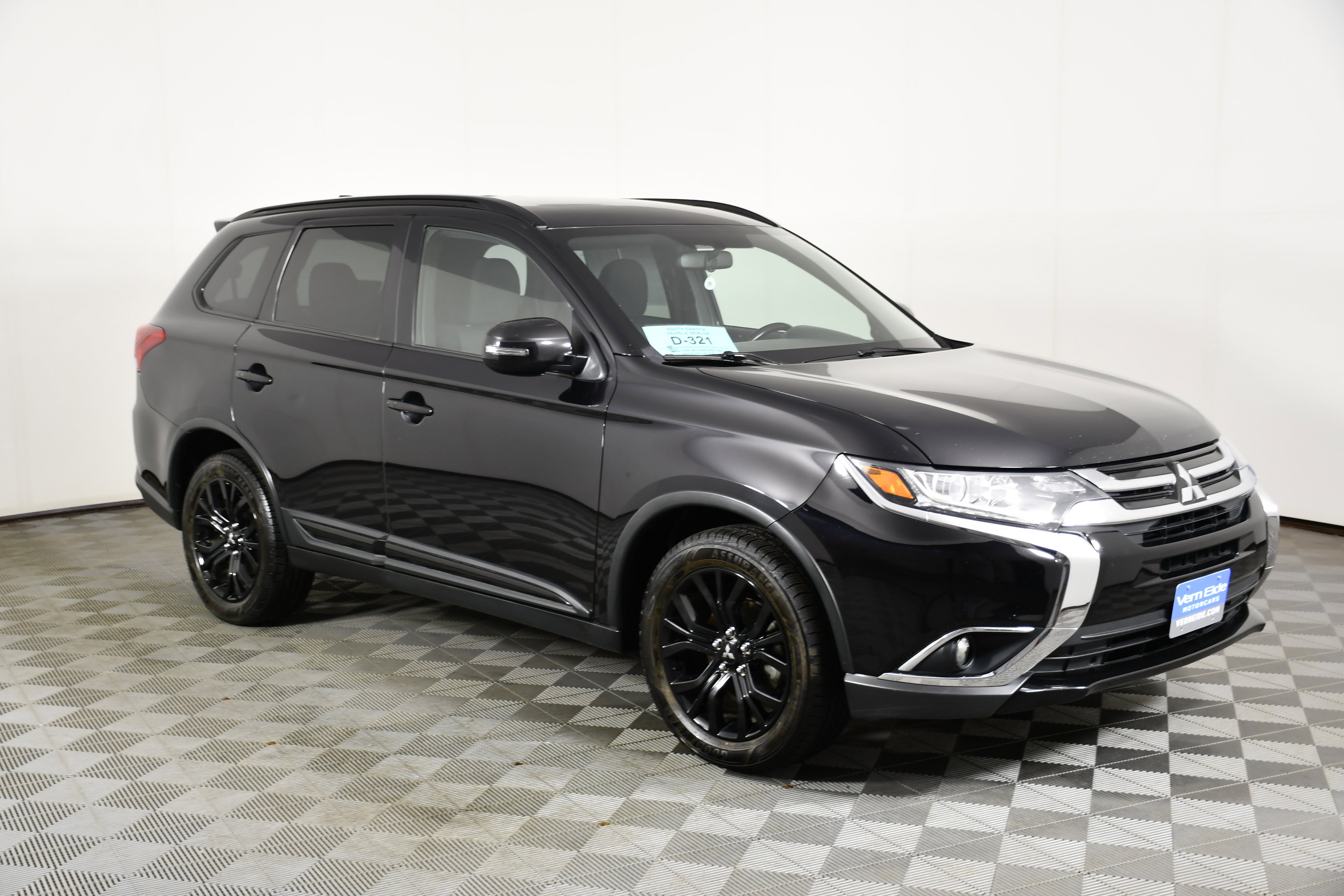 Used 2018 Mitsubishi Outlander LE AWD/4WD image 4