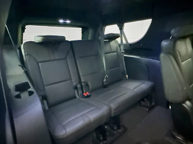 Used 2022 Chevrolet Suburban RST w/ Luxury Package AWD/4WD image 30