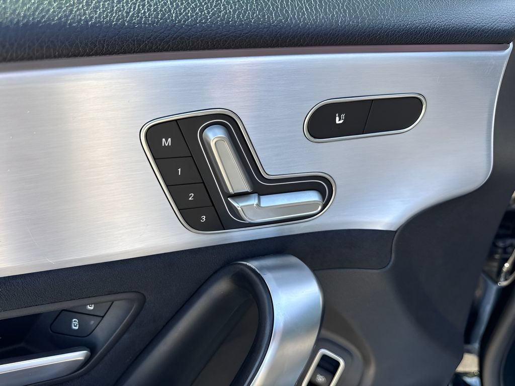 Used 2021 Mercedes-Benz A 220 4MATIC image 7