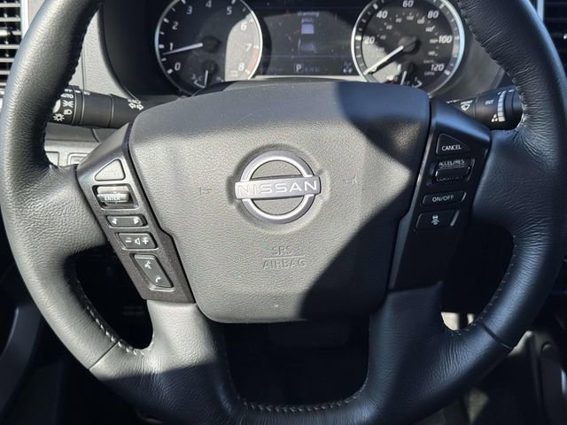Used 2023 Nissan Frontier SV w/ SV Convenience Package image 17