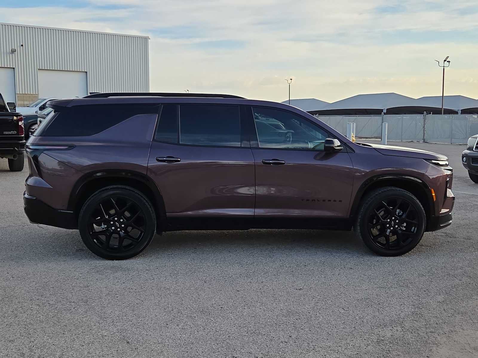 Used 2026 Chevrolet Traverse RS w/ LPO, Floor Liner Package FWD image 9