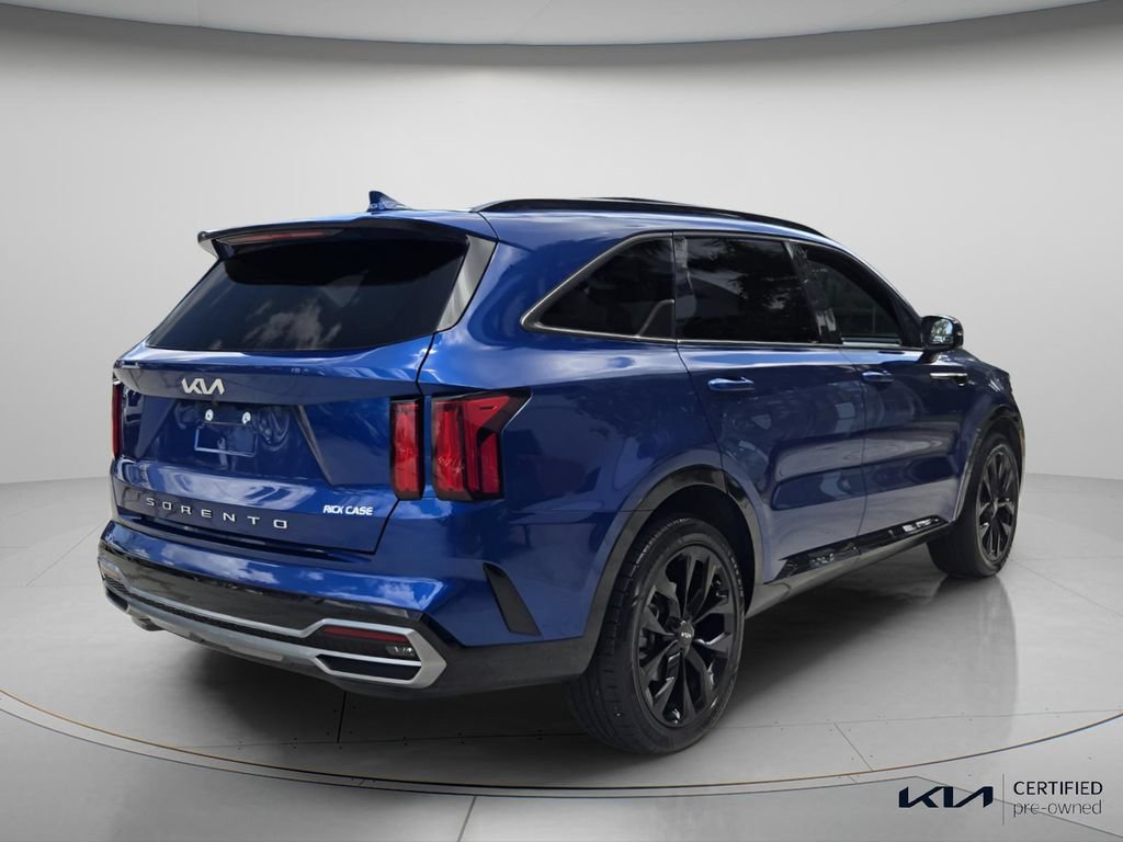Certified 2022 Kia Sorento SX FWD image 7
