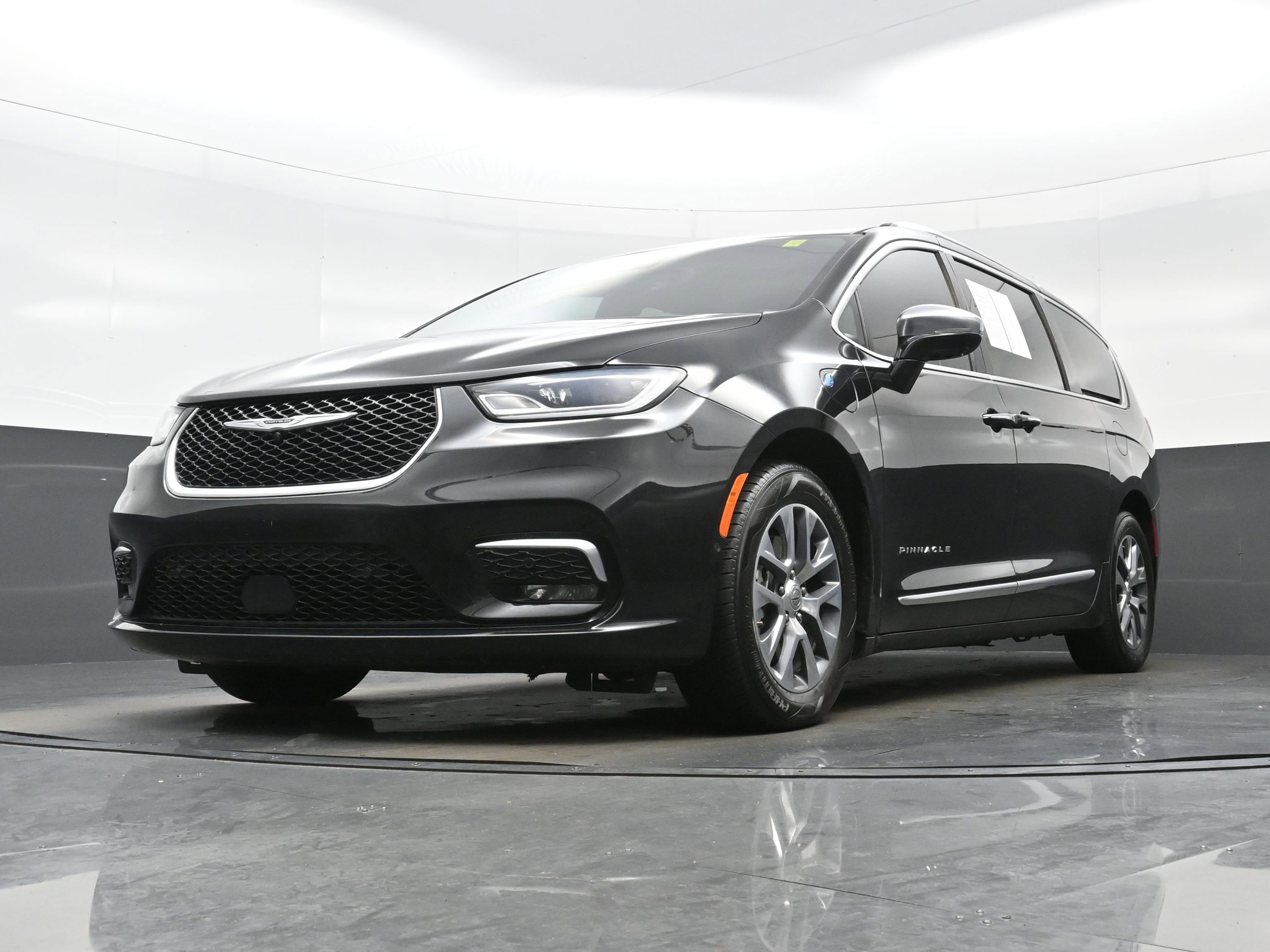 Used 2024 Chrysler Pacifica Pinnacle image 28