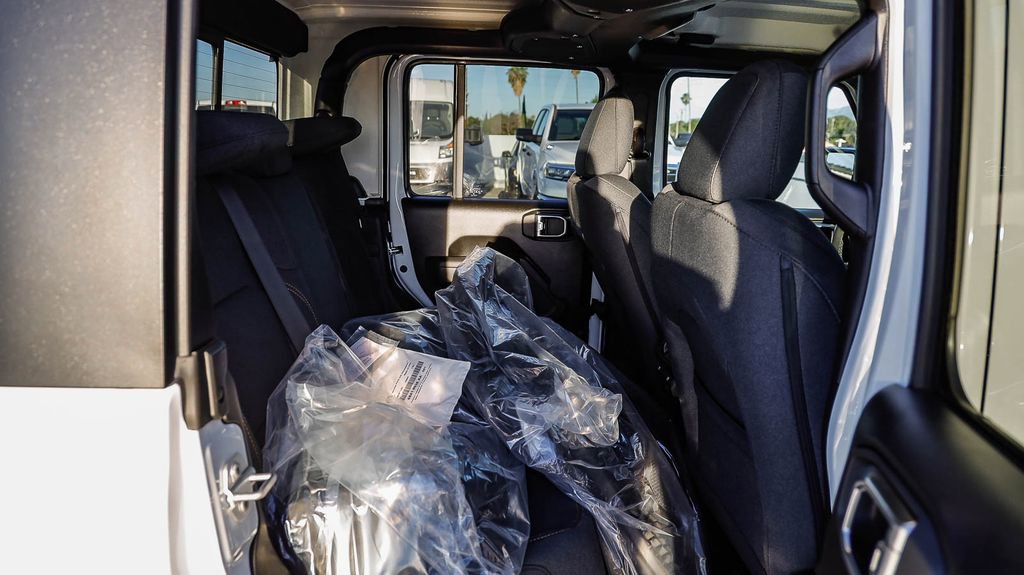 New 2026 Jeep Gladiator Willys image 19