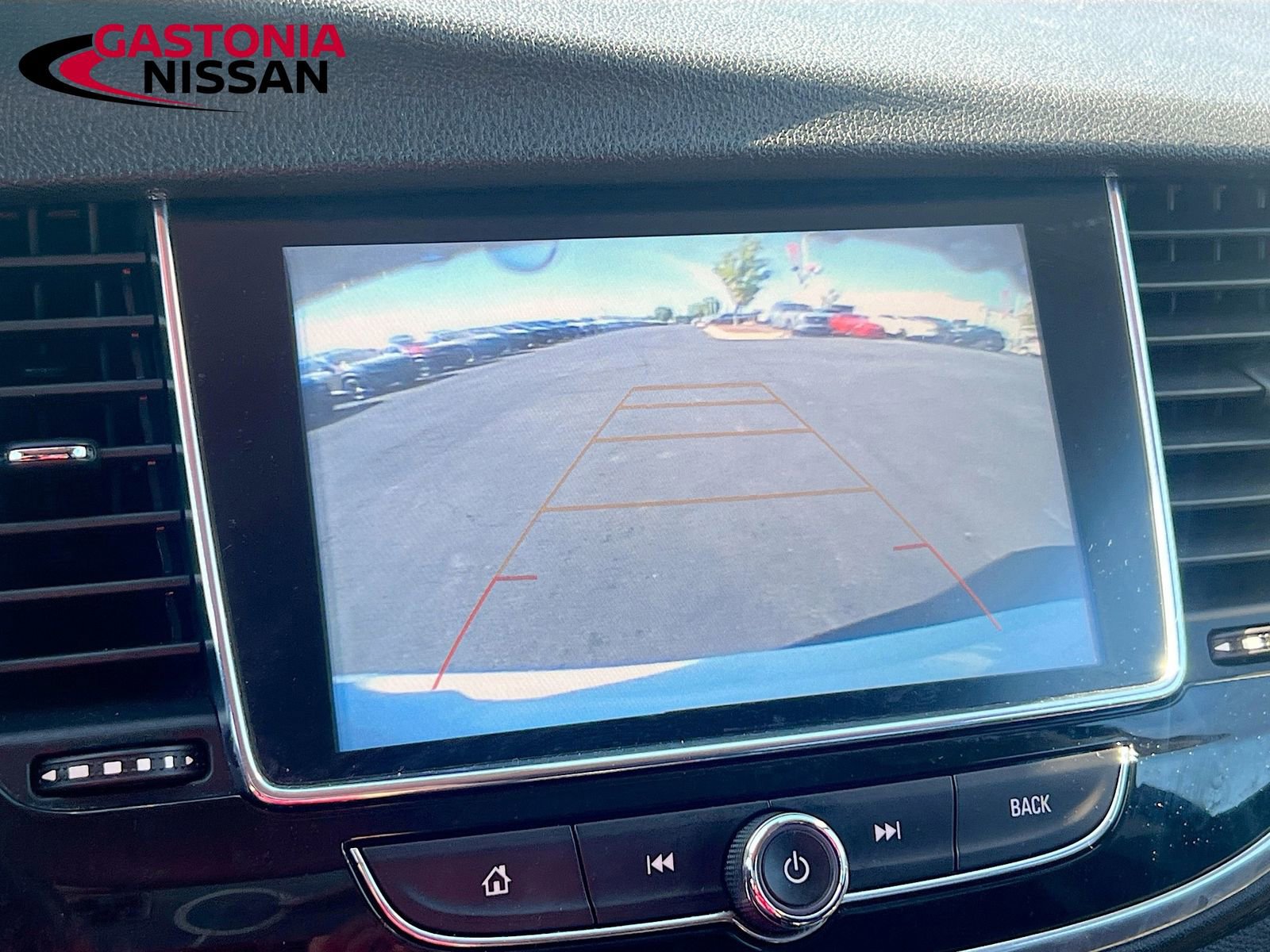 Used 2020 Buick Encore Preferred image 17