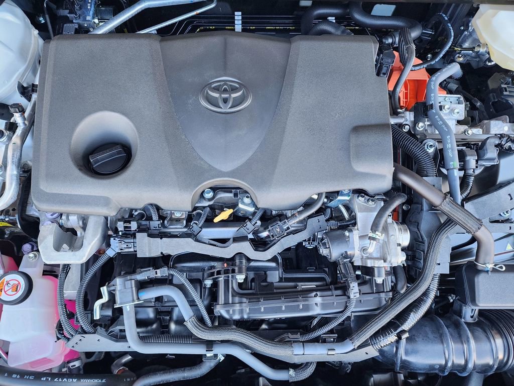 Used 2025 Toyota Camry SE w/ Convenience Package image 25