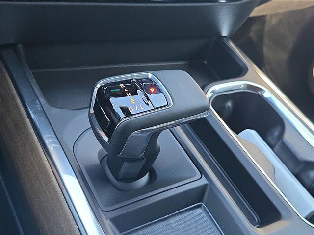New 2026 Chevrolet Silverado 1500 High Country RWD image 12