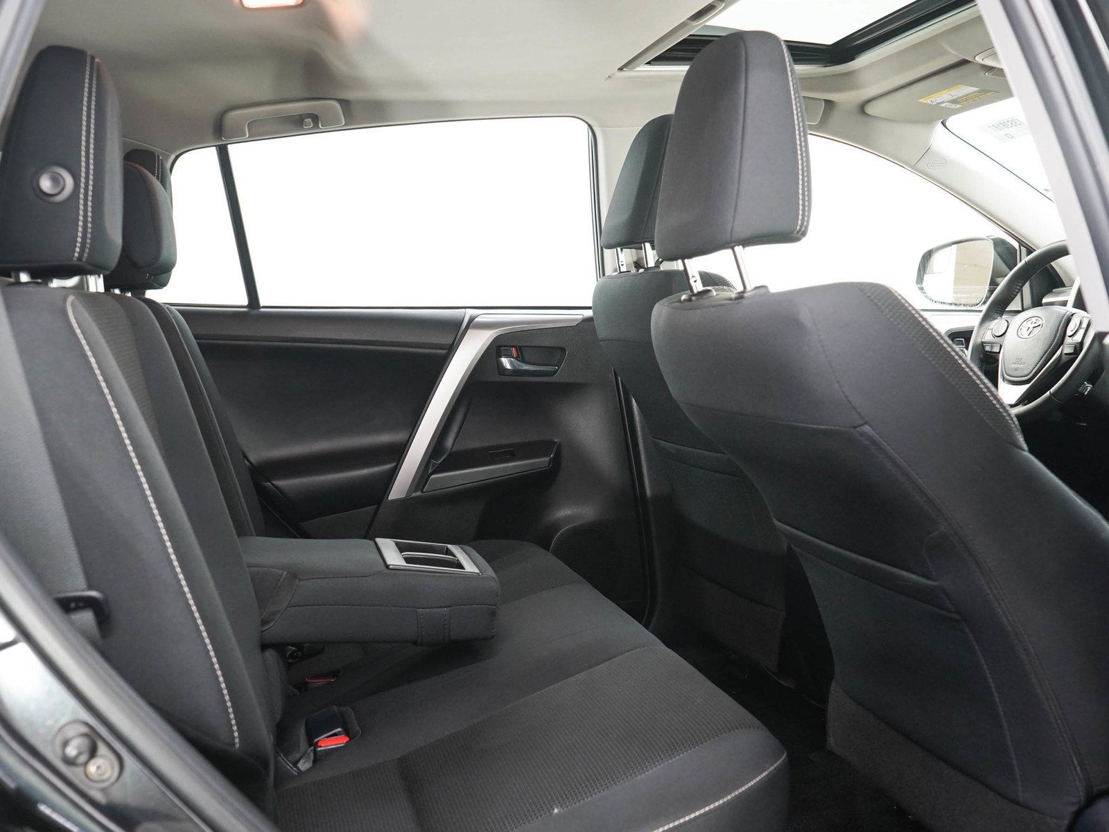 Used 2017 Toyota RAV4 XLE w/ Protection Package AWD/4WD image 12