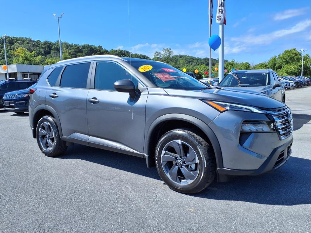 Certified 2025 Nissan Rogue SV w/ SV Premium Package image 13