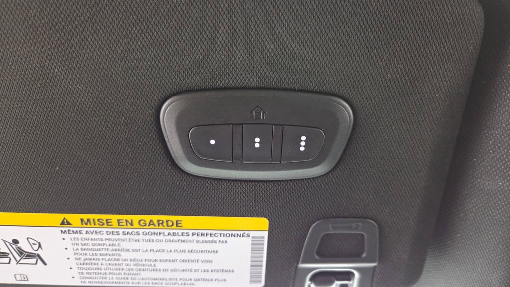 Used 2022 Jeep Grand Cherokee Overland w/ Luxury Tech Group IV image 30