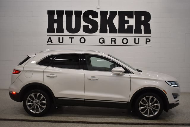 Used 2019 Lincoln MKC Select w/ Select Plus Package AWD/4WD image 2