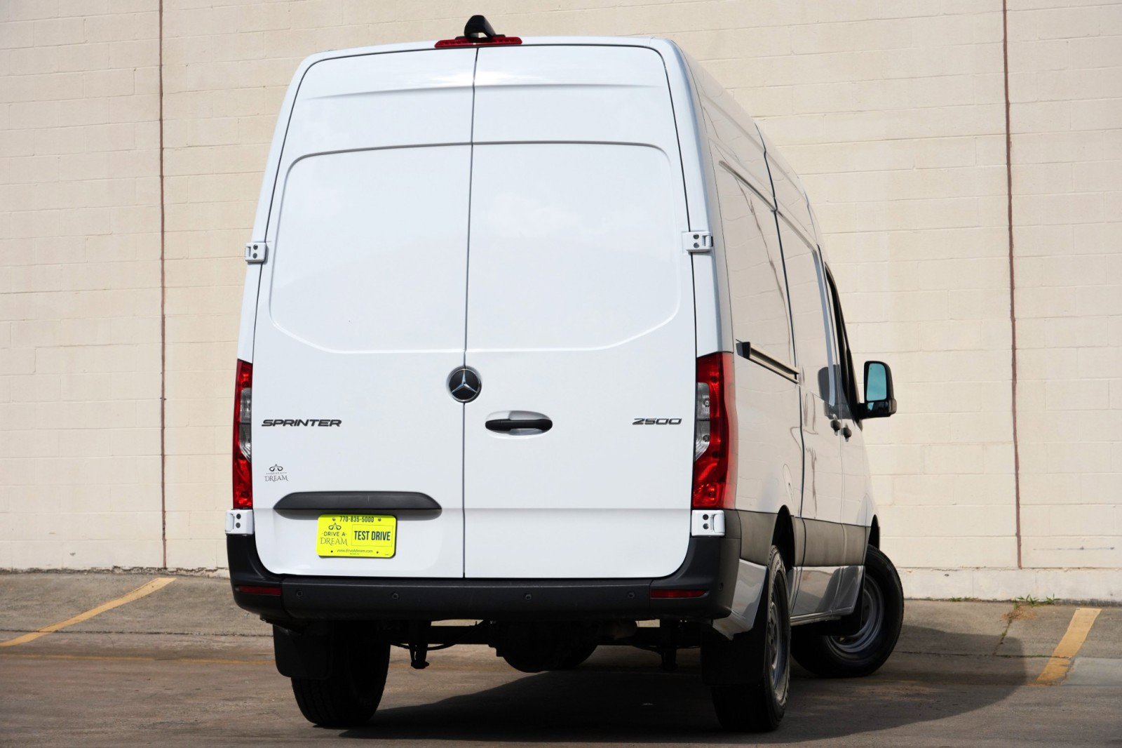 Used 2023 Mercedes-Benz Sprinter 2500 image 5