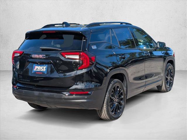 Used 2024 GMC Terrain SLT w/ Tech Package image 5