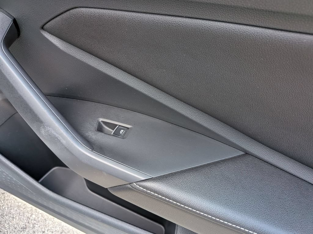 Used 2025 Volkswagen Jetta S FWD image 30