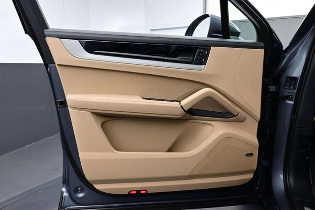 New 2026 Porsche Cayenne S AWD/4WD image 7