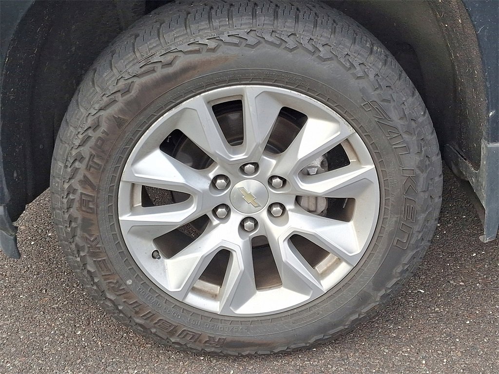 Used 2020 Chevrolet Silverado 1500 Custom w/ Custom Value Package image 8