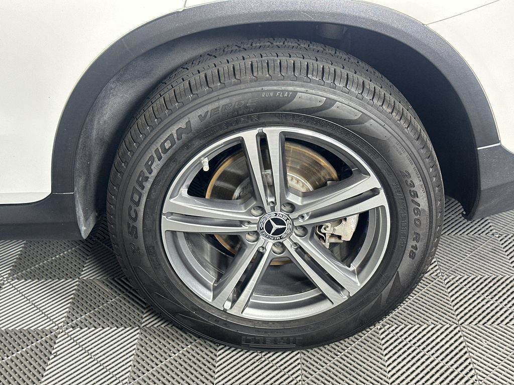 Certified 2022 Mercedes-Benz GLC 300 image 22