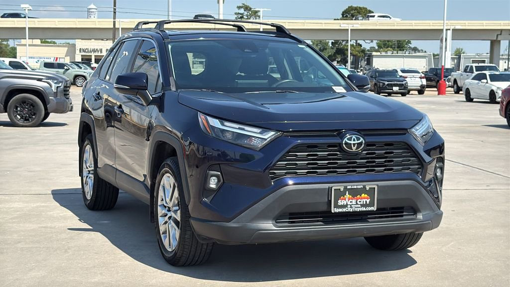 Certified 2023 Toyota RAV4 XLE Premium FWD image 7