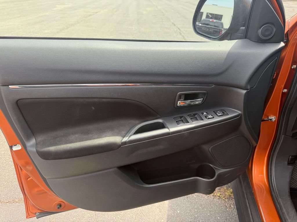 Used 2024 Mitsubishi Outlander Sport AWD image 16