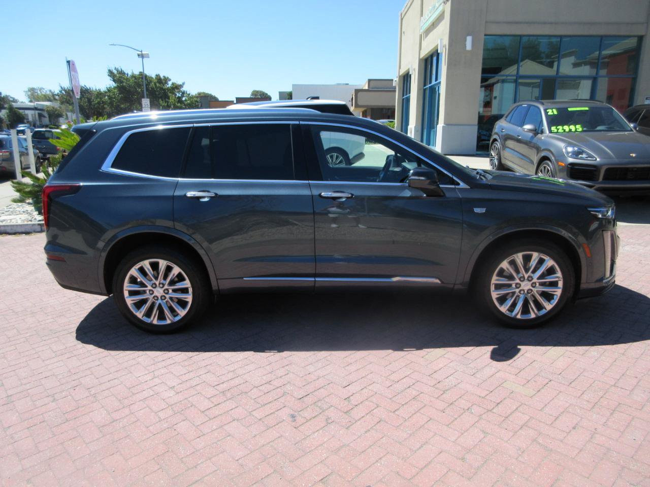 Used 2020 Cadillac XT6 Premium Luxury AWD/4WD image 78