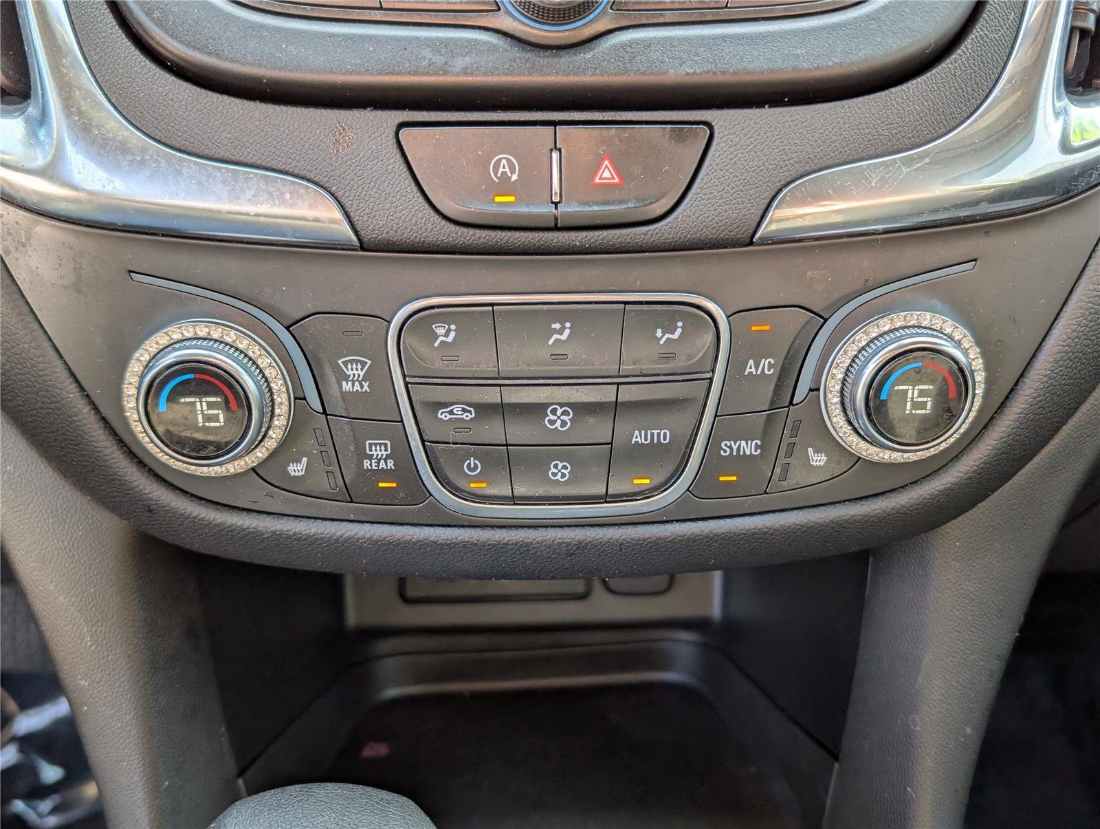 Used 2022 Chevrolet Equinox LT AWD/4WD image 28