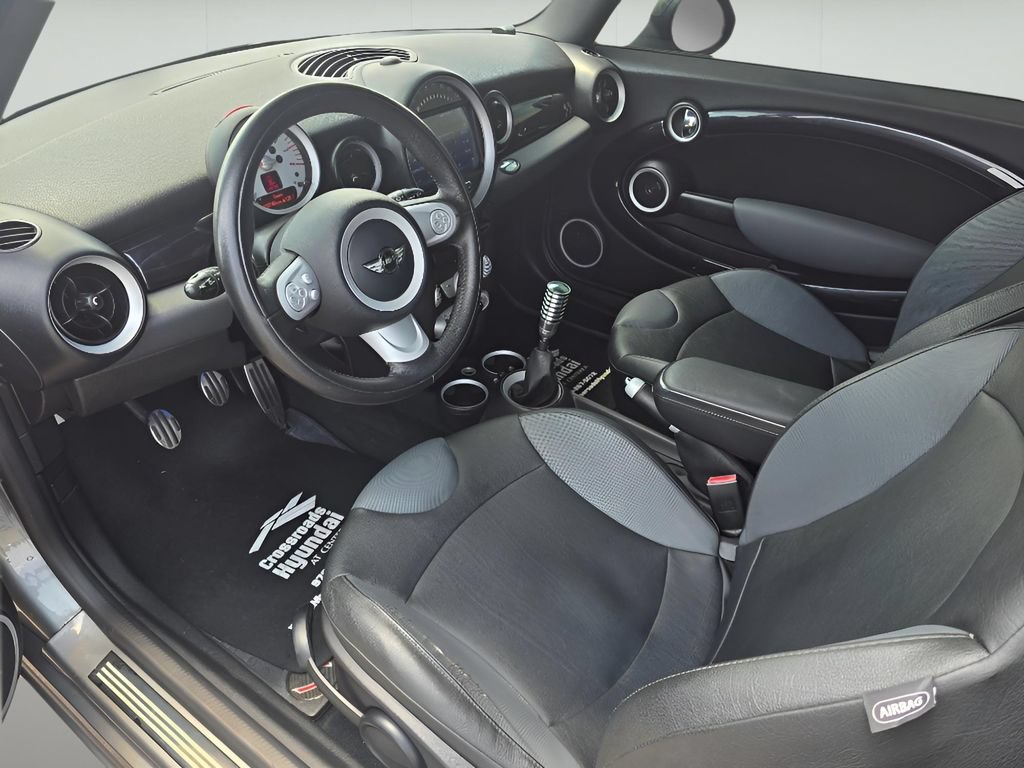Used 2009 MINI Cooper John Cooper Works FWD image 28