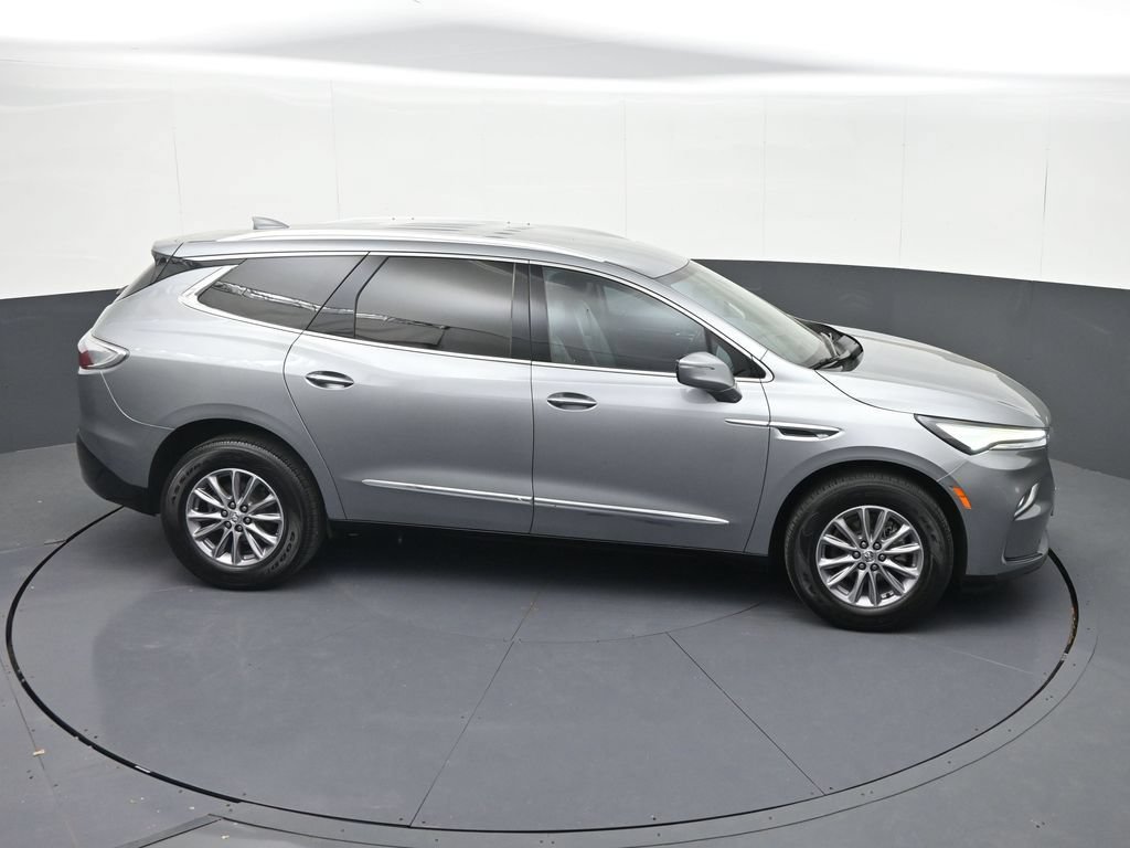 Used 2023 Buick Enclave Essence AWD/4WD image 28