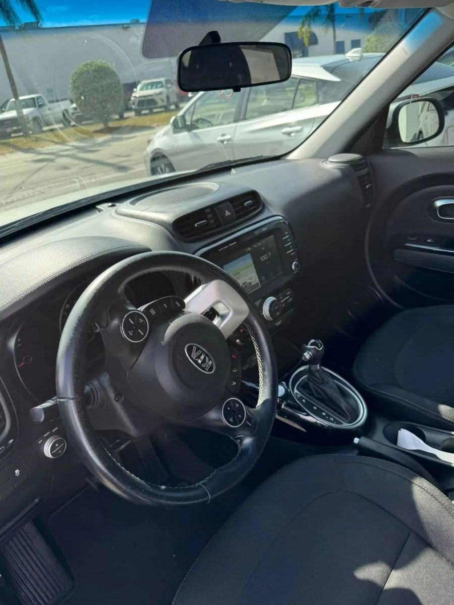 Used 2018 Kia Soul + w/ Audio Package image 13