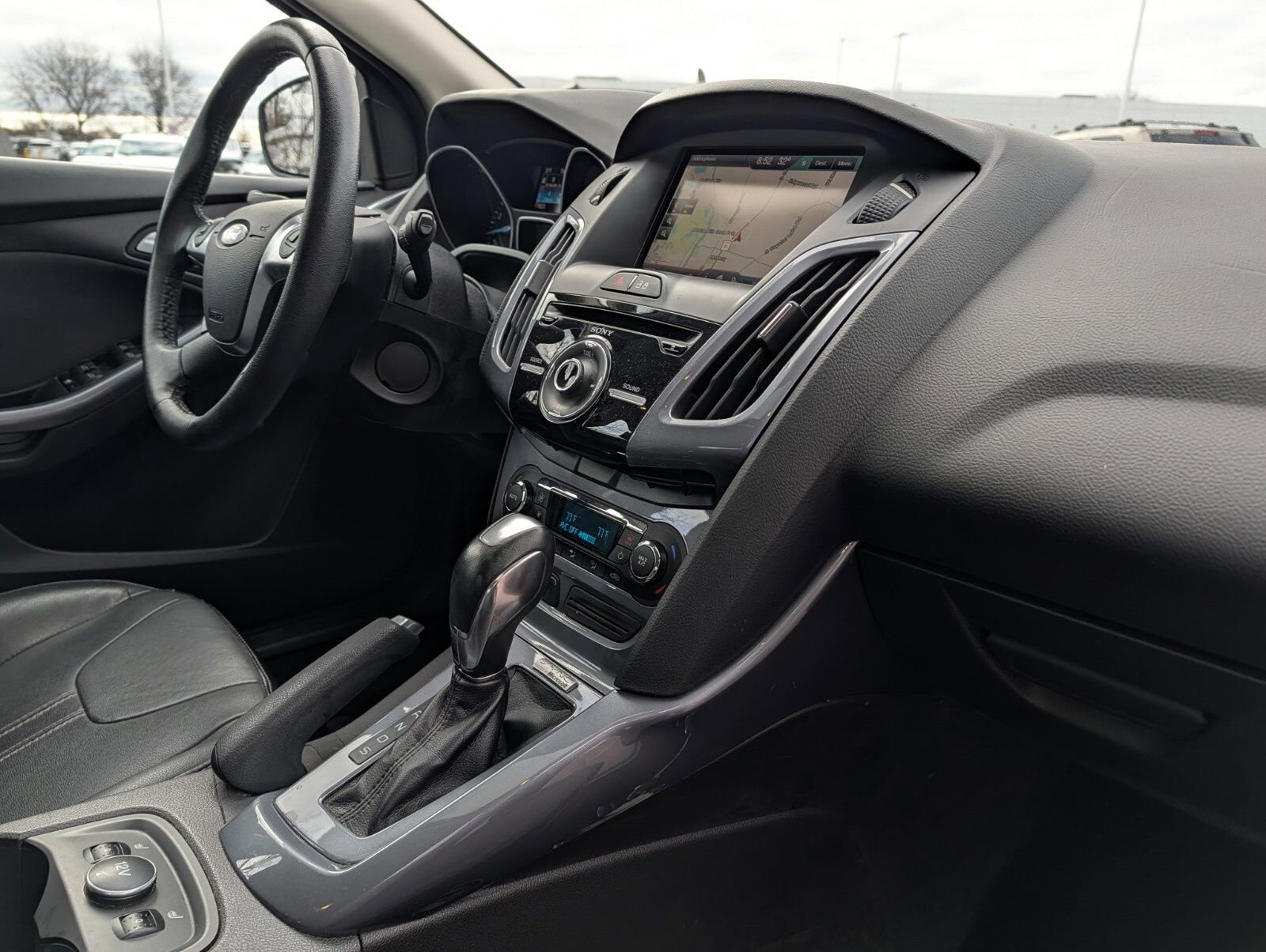 Used 2014 Ford Focus Titanium image 27