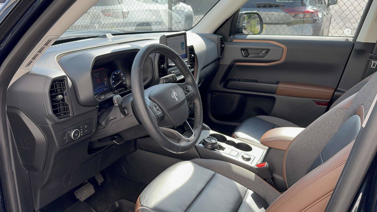 Used 2022 Ford Bronco Sport Outer Banks w/ Tech Package AWD/4WD image 13