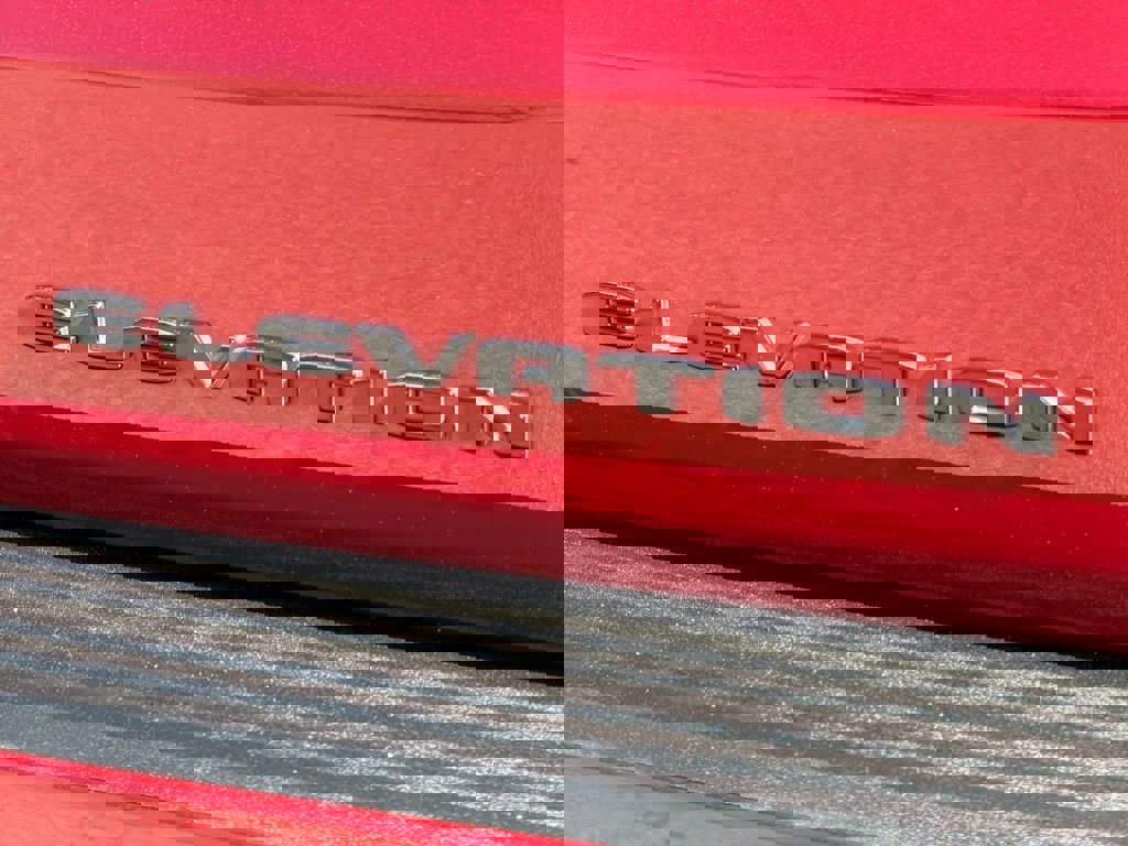 Used 2025 GMC Yukon Elevation w/ Elevation Premium Package image 13