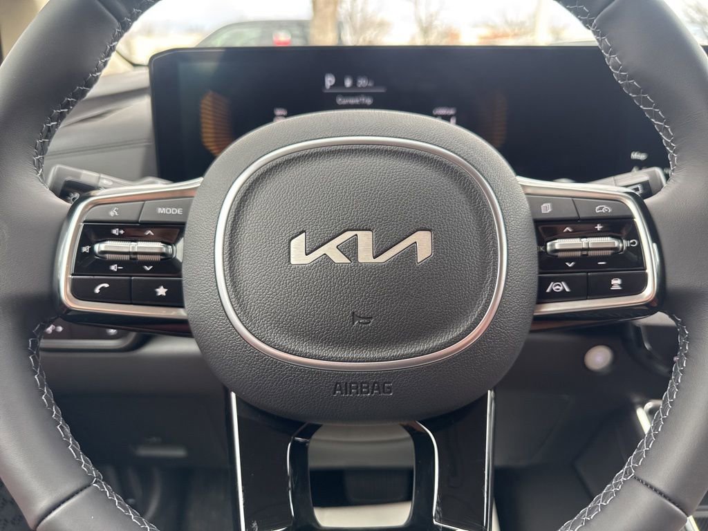 New 2026 Kia Carnival EX image 8