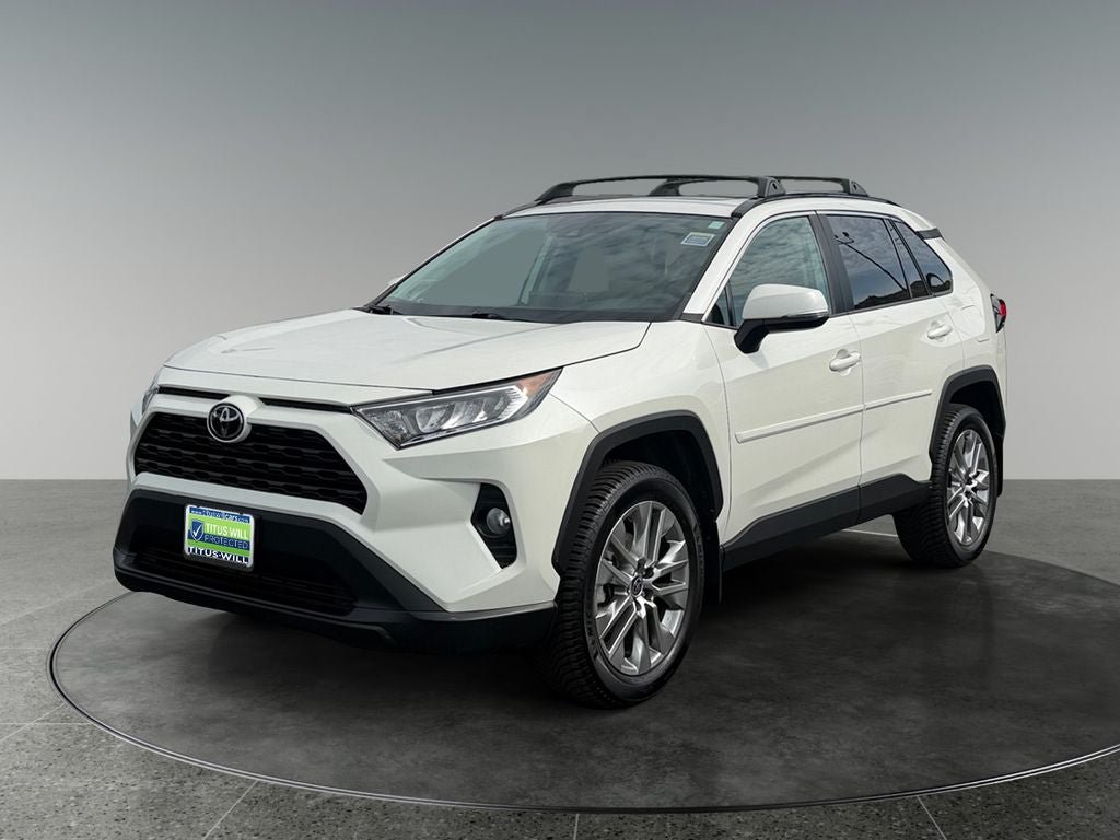 Used 2021 Toyota RAV4 XLE Premium AWD/4WD image 3