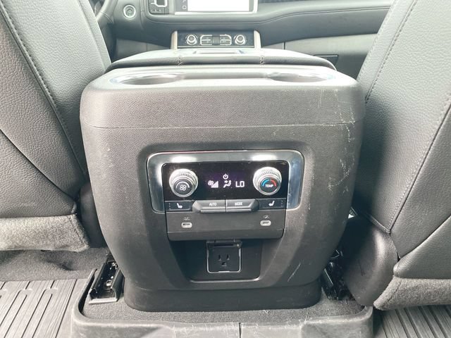 Used 2024 GMC Yukon Denali AWD/4WD image 22