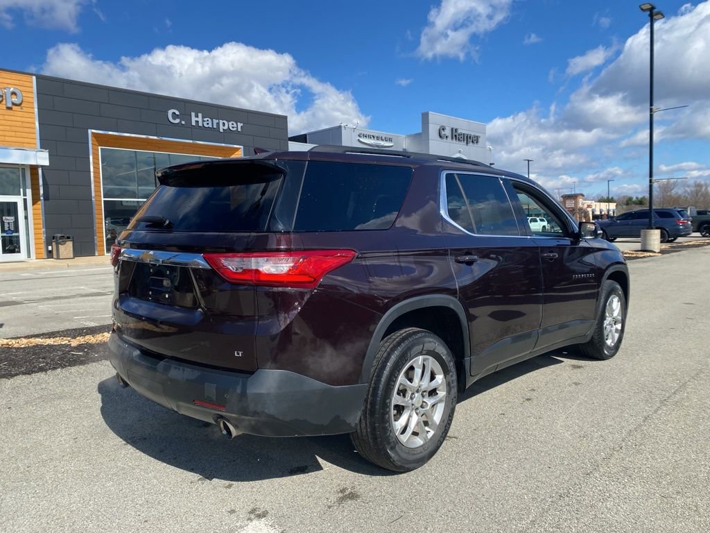 Used 2020 Chevrolet Traverse LT w/ Driver Confidence II Package image 2