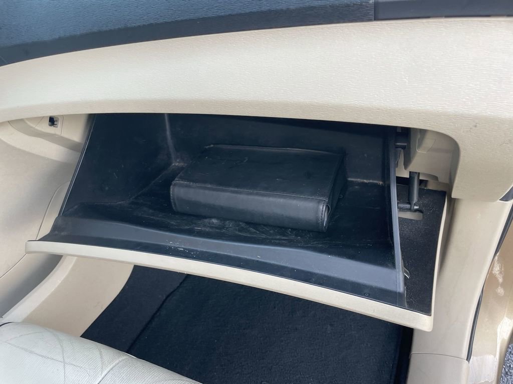 Used 2013 Toyota Venza XLE w/ XLE Premium Pkg image 34