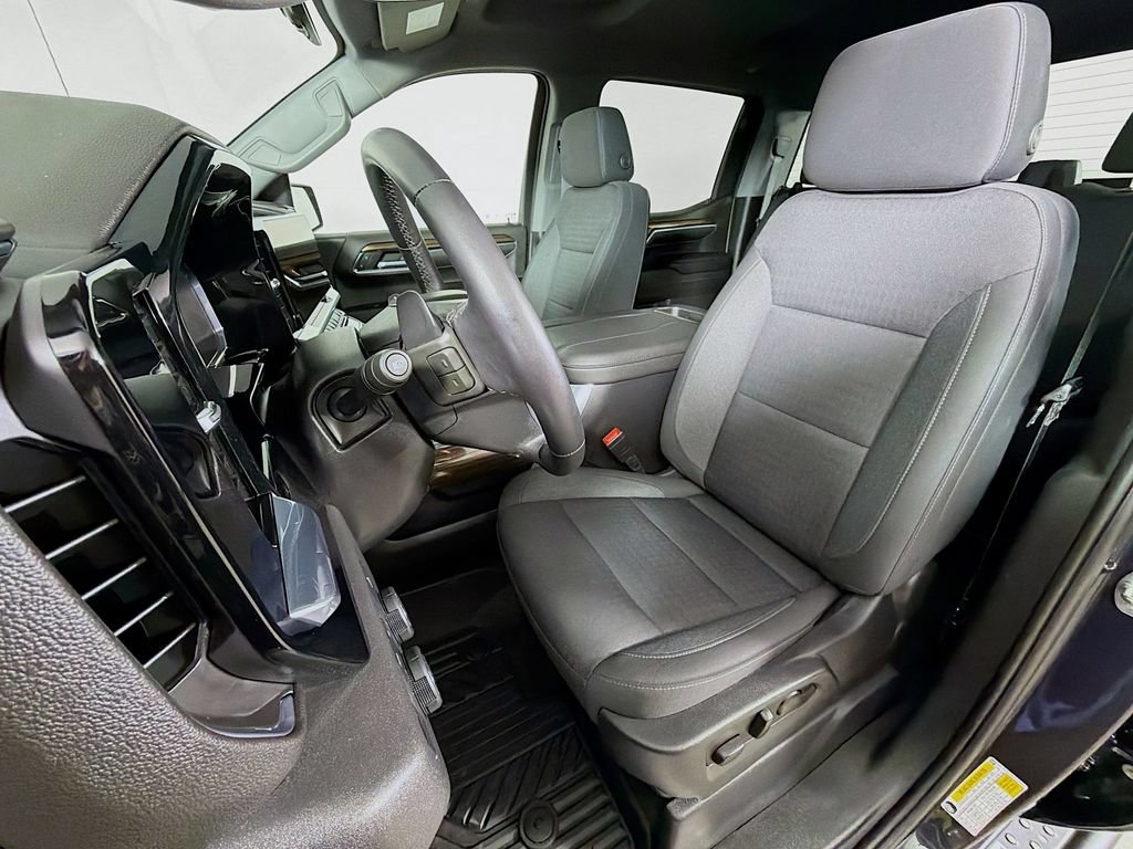Used 2023 Chevrolet Silverado 1500 LT Trail Boss w/ Protection Package AWD/4WD image 12