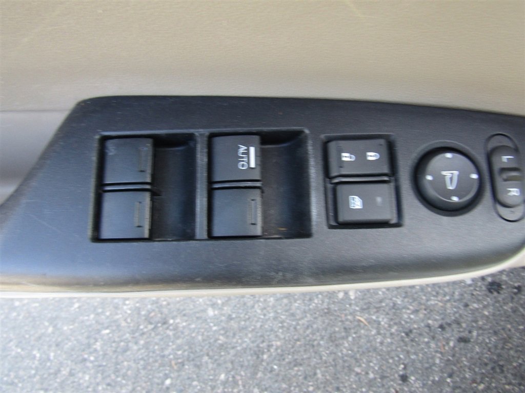 Used 2013 Honda Civic LX image 17