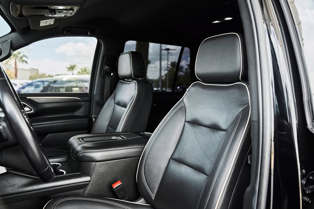 Used 2022 GMC Yukon SLT RWD image 17