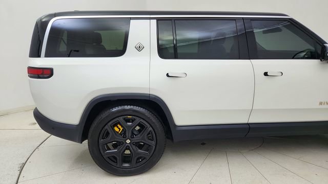 Used 2024 Rivian R1S Adventure AWD/4WD image 12
