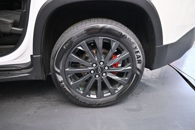 Used 2022 Chevrolet Traverse RS FWD image 14