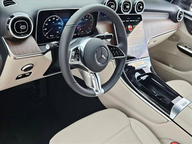 New 2027 Mercedes-Benz GLC 300 image 3