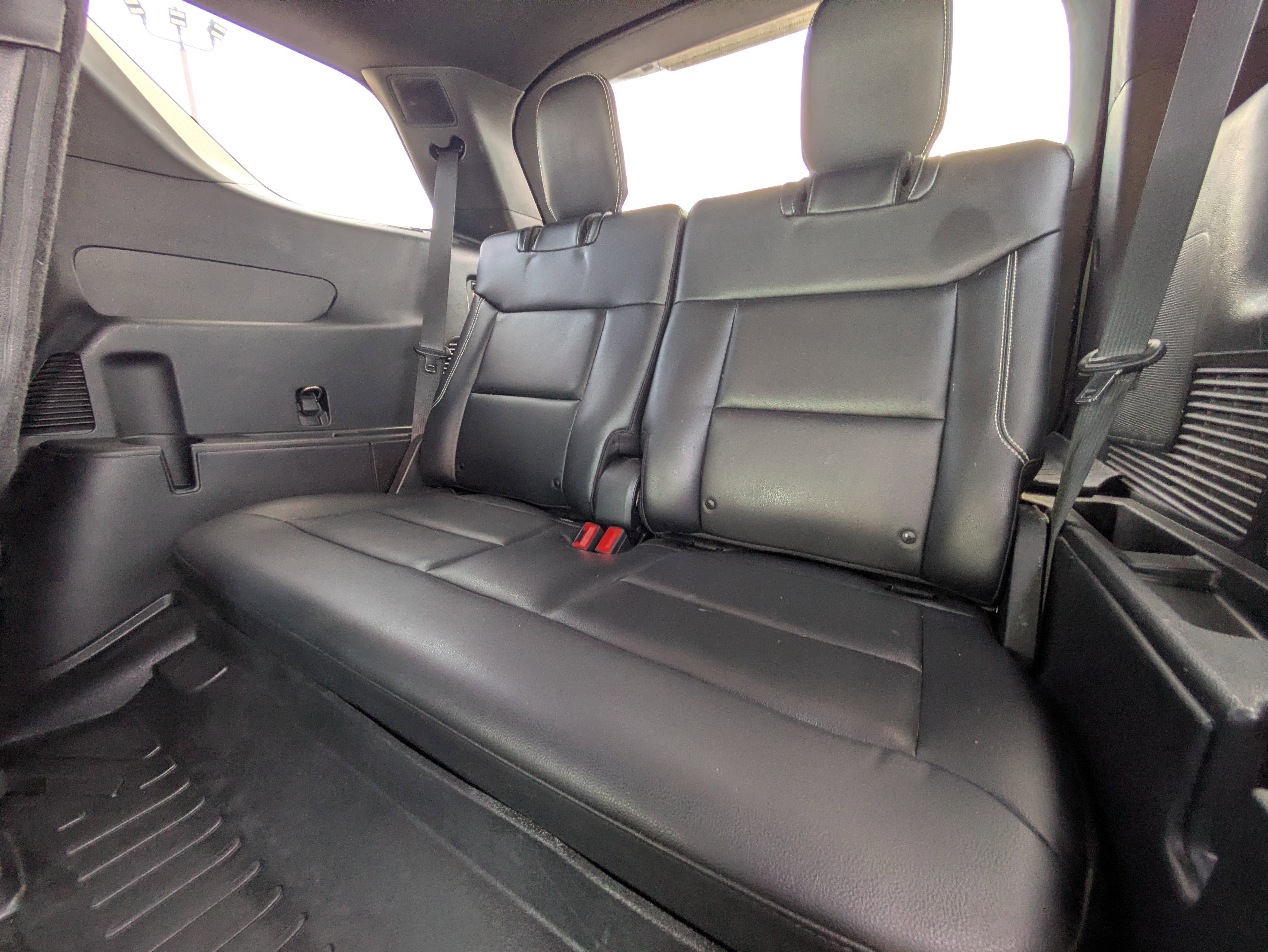 Used 2020 Ford Explorer ST w/ ST High-Performance Pack image 8