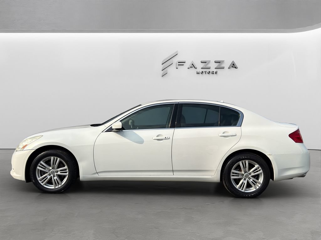 Used 2011 INFINITI G25 x w/ Moonroof Pkg AWD/4WD image 9