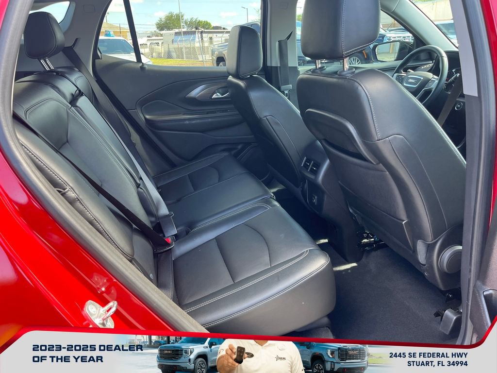 Used 2023 GMC Terrain SLT w/ Tech Package FWD image 17