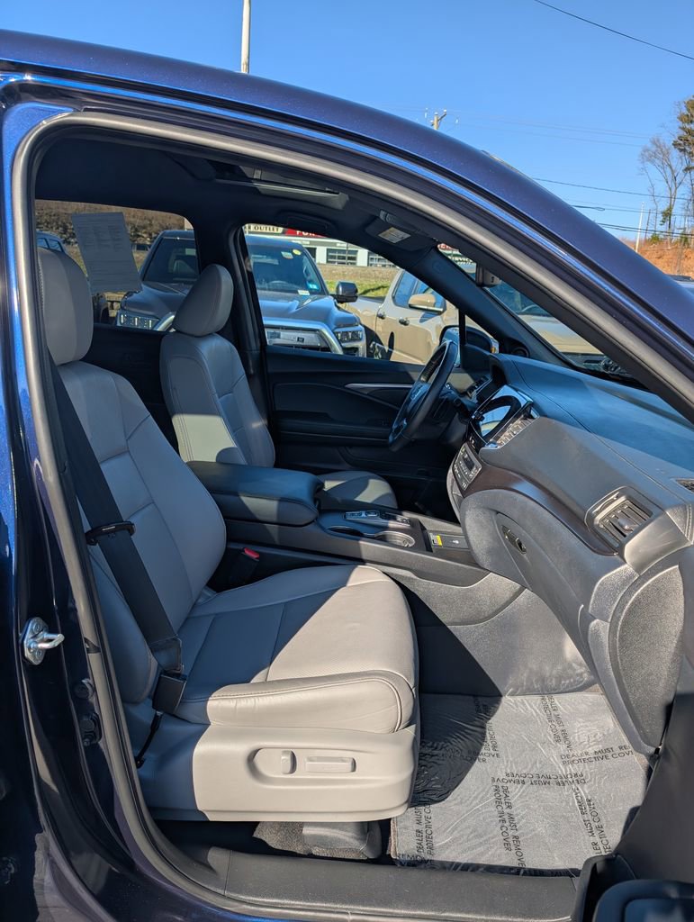 Used 2024 Honda Passport EX-L image 21
