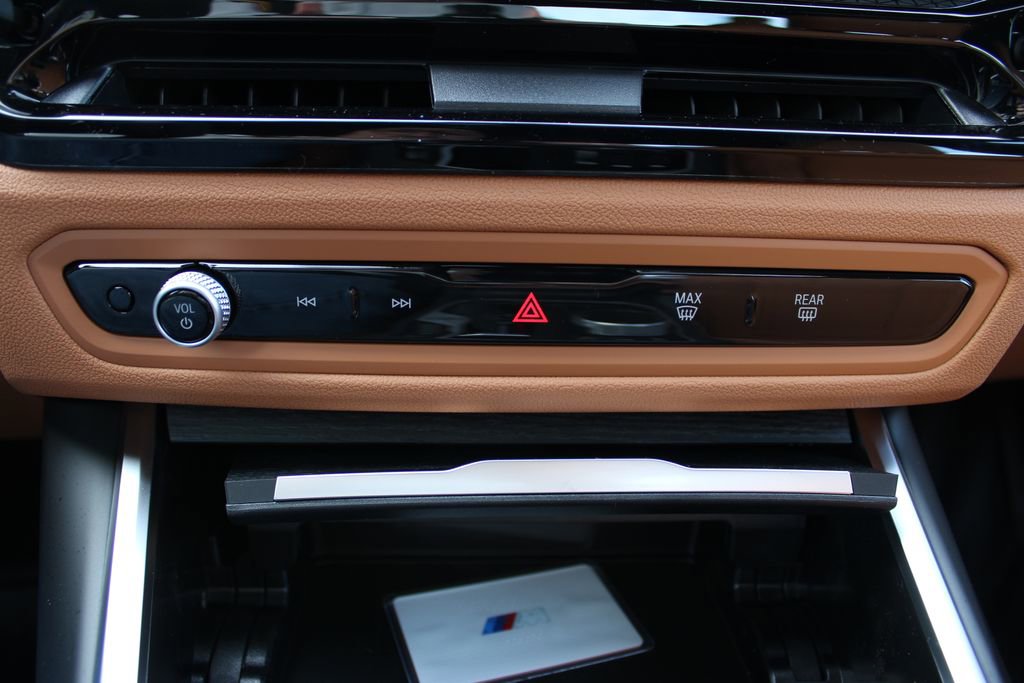 New 2026 BMW 330i xDrive Sedan w/ M Sport Package image 21